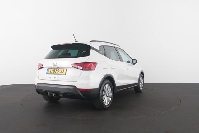 Seat Arona 1.0 TSI Style Business Intense > Trekhaak/Camera/ACC/Candy White...