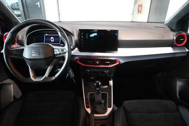Seat Arona 1.0 TSI FR Business Intense Clima Navigatie Carplay Stoelverwarming Rijklaarprijs Inruil Mogelijk!