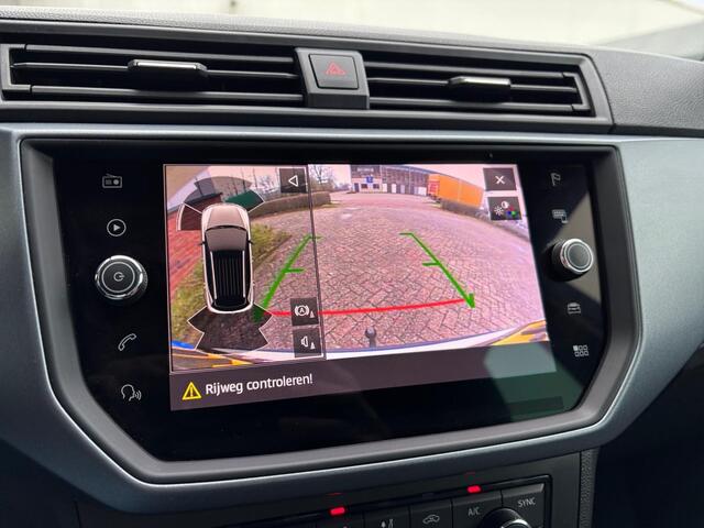 Seat Arona 1.0 TSI Style Bns Intense ? ACC ? Camera ? Carplay