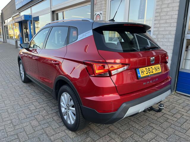 Seat Arona 1.0 TSI FR Launch Edition / TREKHAAK/ PARK. SENSOREN/ KEYLESS/ CRUISE/ FULL LINK/ LED/ NAVI/ CLIMA/ 16" LMV