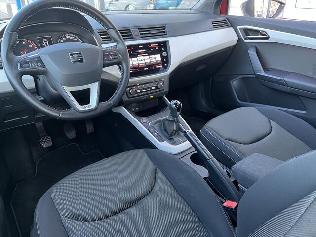 Seat Arona 1.0 TSI FR Launch Edition / TREKHAAK/ PARK. SENSOREN/ KEYLESS/ CRUISE/ FULL LINK/ LED/ NAVI/ CLIMA/ 16" LMV