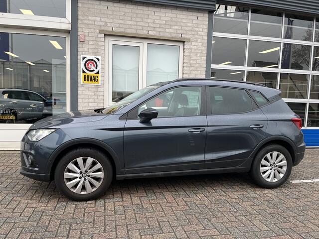 Seat Arona 1.0 TSI Style Business Intense / KEYLESS/ PARK. SENSOREN + CAMERA/ CRUISE/ NAVI/ FULL LINK/ CLIMA/ DAB/ DODE HOEK