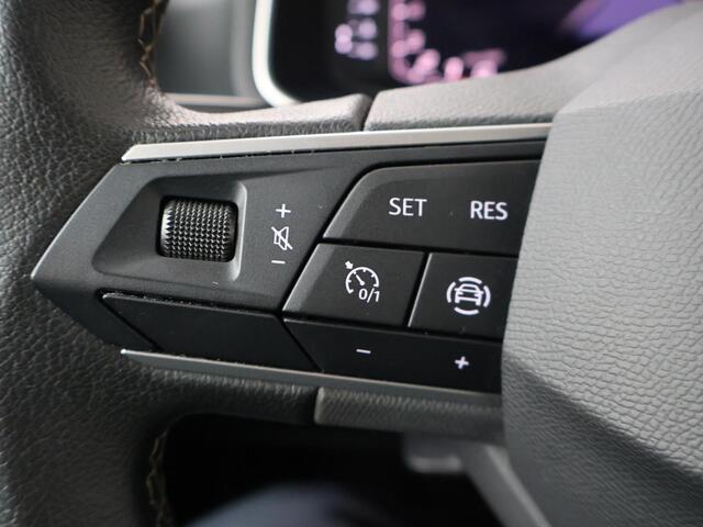 Seat Arona 1.0 TSI Style Business Connect | 95 PK | LED verlichting | Cruise control | Apple Carplay/Android Auto |