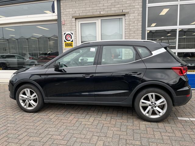 Seat Arona 1.0 TSI FR / AUTOMAAT/ TREKHAAK/ DCC/ PARKEERSENSOREN + CAMERA/ STOELVERWARMING/ DODEHOEK/ BEATS AUDIO/ ACC/ FULL LINK/ NAVI/ DAB/ CLIMA/ 17'' LMV