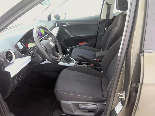 Seat Arona 1.0 TSI STYLE I 2E PAASDAG OPEN I APPLE CARPLAY I CLIMATE CONTROL I CRUISE CONTROL I LICHT METALEN VELGEN