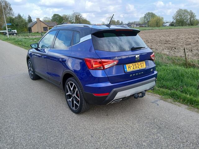Seat Arona 1.5 TSI (150pk) FR Business Intense + Beats audio + 18 inch.+ Trekhaak etc.etc.