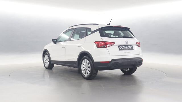Seat Arona 1.0 TSI 95pk Style / Navigatie via App Connect / Parkeersensoren