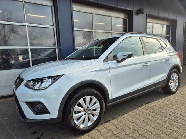 Seat Arona 1.0 TSI Style Business Intence, Camera, Trekhaak, Carplay, Navi, Keyless, ALL IN prijs!