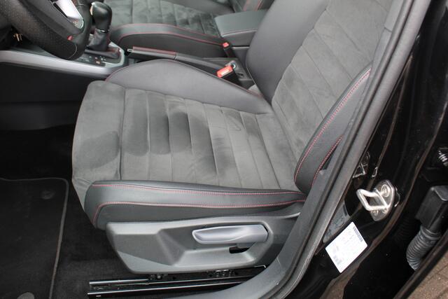 Seat Arona 1.0 TSI FR Limited Edition , Slechts 47107km Climate control , Camera , Trekhaak , Cruise control Dealeronderhouden , parkeersensoren V+A