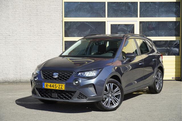 Seat Arona 1.0 TSI Style BJ2022 Lmv 17" | Led | Pdc | App-Connect | Climate control | Cruise control | Getint glas