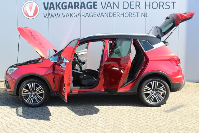 Seat Arona 1.0-115pk TSI Xcellence Business Intense AUTOMAAT ! Gun uzelf het plezier en comfort van een automaat ! Autm. airco dual, cruise cntrl, LM wielen, keyless entry-keyless go, camera, parkeersensoren v en a, dodehoek ass., LED verl., navigatie, telefoonvoorb