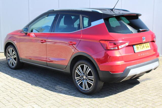Seat Arona 1.0-115pk TSI Xcellence Business Intense AUTOMAAT ! Gun uzelf het plezier en comfort van een automaat ! Autm. airco dual, cruise cntrl, LM wielen, keyless entry-keyless go, camera, parkeersensoren v en a, dodehoek ass., LED verl., navigatie, telefoonvoorb
