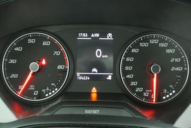 Seat Arona 1.0 TSI Style Business Intense | Carplay/Android Auto | Camera | Navigatie |