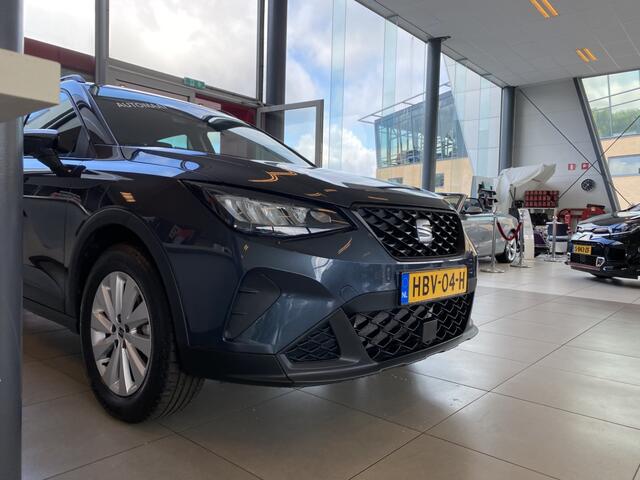 Seat Arona 1.0 EcoTSI Style Automaat, Lage Kilometerstand,Apple Carplay Android/Auto,Virtual cockpit,Spraakbediening,Parkeersensoren,Lane assist,Airco,Cruisecontrol,Nieuwstaat