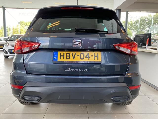 Seat Arona 1.0 EcoTSI Style Automaat, Lage Kilometerstand,Apple Carplay Android/Auto,Virtual cockpit,Spraakbediening,Parkeersensoren,Lane assist,Airco,Cruisecontrol,Nieuwstaat