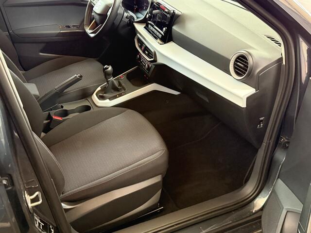Seat Arona 1.0 ECOTSI STYLE / Carplay / Camera / Parkassist