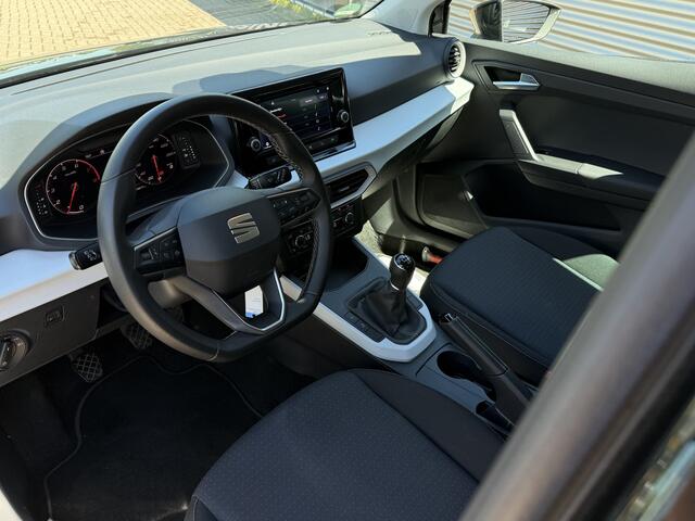 Seat Arona 1.0 TSI Style Business Connect | Clima | PDC Achter | Stoelverwarming | Apple Carplay/Android Auto | Privacy Glas | RIJKLAARPRIJS INCL 12 MAANDEN GARANTIE EN BEURT