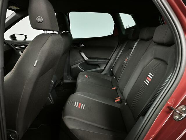 Seat Arona 1.5 TSI EVO FR Business Intense | Premium Audio | Carplay/Android | Full Map Navigatie |