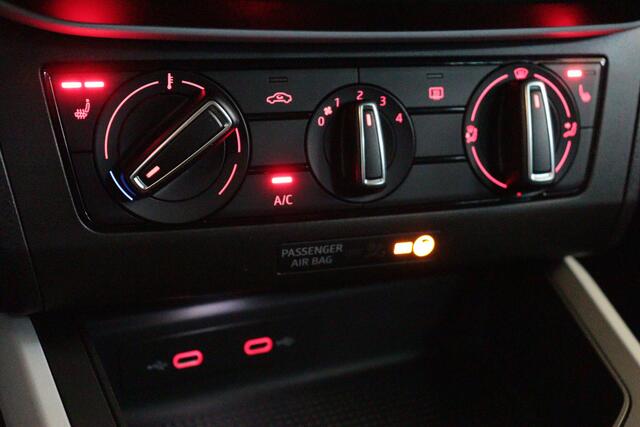 Seat Arona 1.0 TSI Xperience 96PK | NAVI | AIRCO | CAMERA + PDC | STOELVERW | CRUISE |