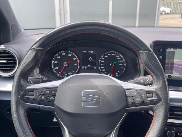 Seat Arona 1.5TSI 150pk DSG FR | Navi | Camera | Trekhaak