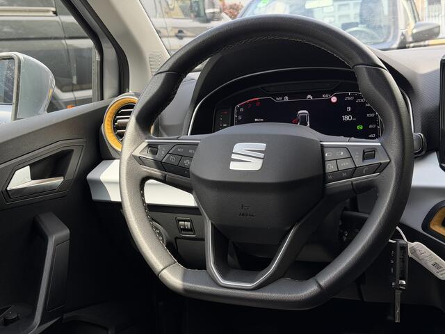 Seat Arona 1.0 EcoTSI Style Automaat !116 PK Carplay Cruise LED Stoelverwarming Line detection