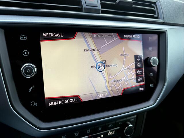 Seat Arona 1.0 TSI Style Business Intense Trekhaak, Camera