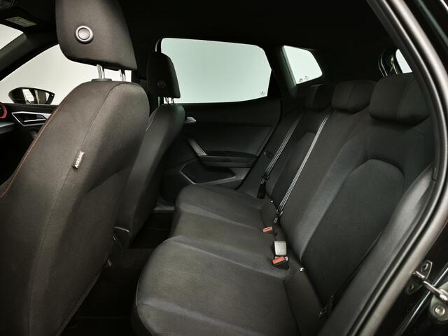 Seat Arona 1.0 EcoTSI FR Business Connect | Climate control | Apple carplay