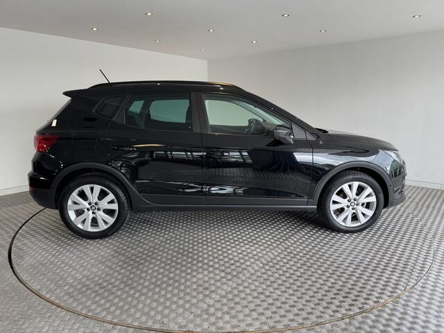 Seat Arona 1.0 TSI Style Business Intense Trekhaak / Carplay