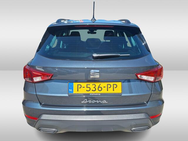 Seat Arona 1.0 TSI Style Business Intense App-Connect / Parkeersensoren / Navigatie / Airco / Bluetooth HAL