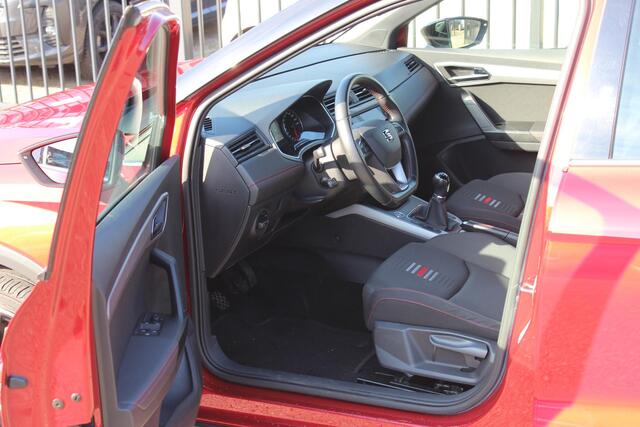 Seat Arona 1.0 TSI FR Business Intense, Trekhaak!