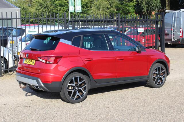 Seat Arona 1.0 TSI FR Business Intense, Trekhaak!