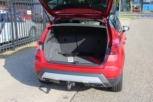 Seat Arona 1.0 TSI FR Business Intense, Trekhaak!