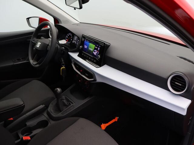 Seat Arona 1.0 TSI Style | Lage kilometerstand | Trekhaak | Parkeersensoren achter |