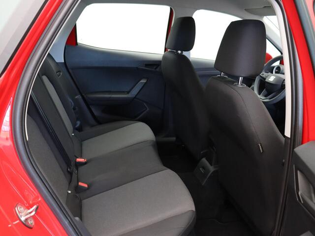 Seat Arona 1.0 TSI Style | Lage kilometerstand | Trekhaak | Parkeersensoren achter |