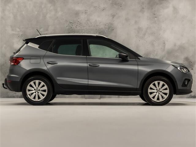 Seat Arona 1.0 TSI Xcellence Sport Automaat (APPLE CARPLAY, GROOT NAVI, CLIMATE, STOELVERWARMING, SPORTSTOELEN, KEYLESS, GETINT GLAS, CAMERA, NIEUWE APK, NIEUWSTAAT)