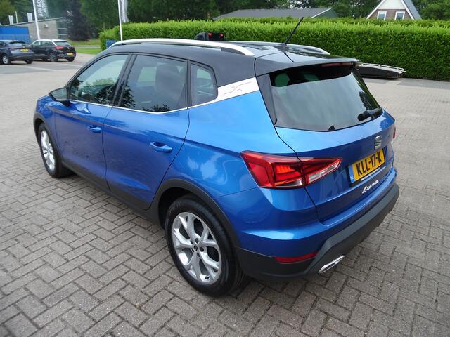 Seat Arona 1.0 EcoTSI FR Business Connect