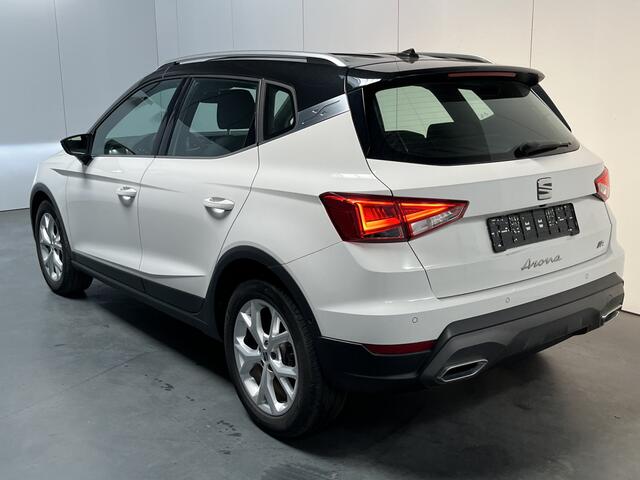 Seat Arona 1.0 TSI FR / AUTOMAAT/ PARK.SENSOREN V+A/ CAMERA/ LED PLUS/ STOELVERWARMING/ FULL LINK/ CRUISE/ RIJ-MODI/ NAVI/ DAB/ CLIMA/ 17'' LMV