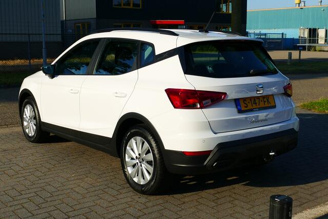 Seat Arona 1.0 TSI Style. Carplay/Android Navi, Clima, Cruise, 16"LMV, Haak 1000kg