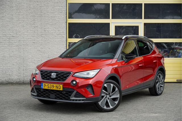 Seat Arona 1.0 TSI FR Business Intense BJ2022 Lmv 18" | Led V+A | Pdc | Keyless entry | Achteruitrijcamera | App-Connect | Navi | Virtual cockpit | Dashboard verlichting | Climate control | Cruise control | Sportstoelen | Verwarmde voorstoelen | Zwarte hemel