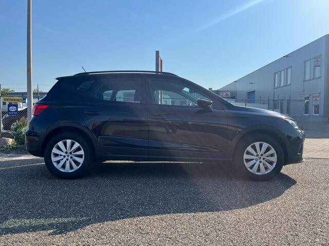 Seat Arona 1.0 EcoTSI Style Business Connect | Airco | Cruise Control | Android Auto/Apple Carplay | Parkeer Sensoren