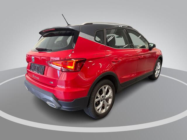 Seat Arona 1.0 TSI 110pk DSG FR · Apple/Android Car Play · Stoelverwarming · Cruise Control · Active Info Display · Navigatie · P-Sensoren ·