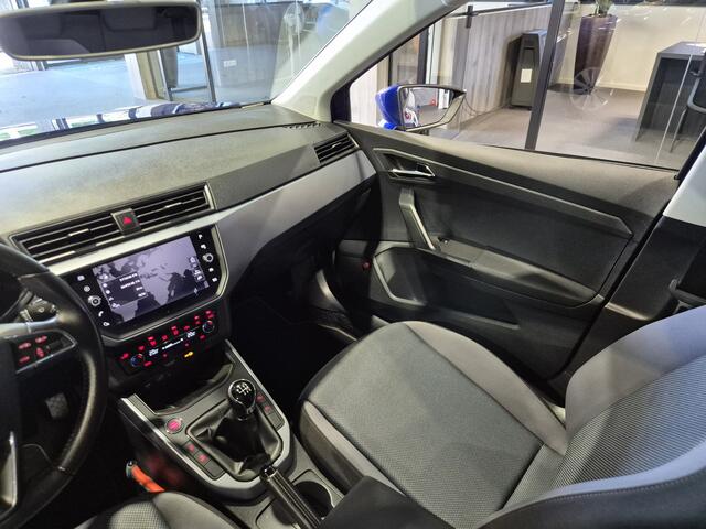 Seat Arona 1.0 TSI Style Business Intense 2-tone | Trekhaak | Navigatie | DigiDash | Carplay-Android