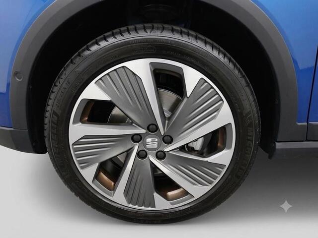 Seat Arona 1.0 TSI FR Business Intense 95pk | Navigatie | Parkeeercamera | 18 inch lichtmetalen velgen | Adaptieve cruise controle