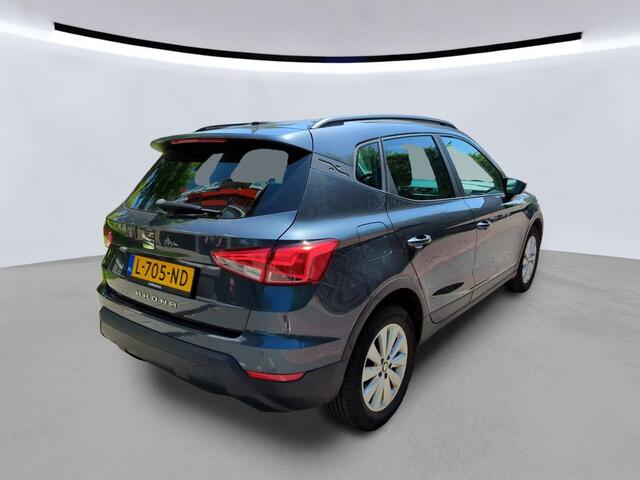 Seat Arona 1.0 TSI Style Business Intense / CRUISE/ NAVI/ PARK. SENSOREN + CAMERA/ CLIMATE/ KEYLESS