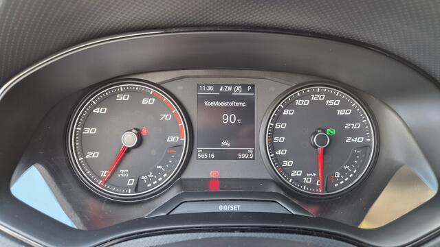 Seat Arona 1.0 TSI Style Business Intense, Stoelverwarming, Automaat