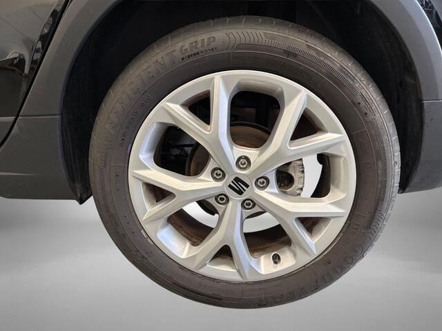 Seat Arona 1.0 EcoTSI 115pk DSG FR Business Connect · Apple/Android Car Play · Cruise Control · Clima · Parkeersensoren · LED Koplampen · 17"Velgen ·