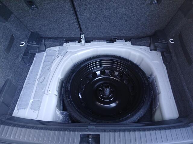 Seat Arona 1.5 TSI (150PK) FR Business Intense + Navi + 18 inch + Trekhaak!