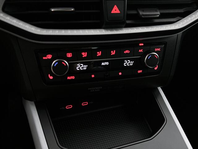 Seat Arona 1.0 TSI Style Business Connect | Trekhaak | Stoelverwarming | Virtual Cockpit | Climate Control | Navigatie | Parkeersensoren |