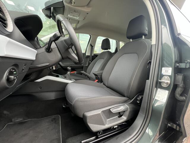 Seat Arona 1.0 TSI Style / Apple Carplay / 16 Inch / Climate control