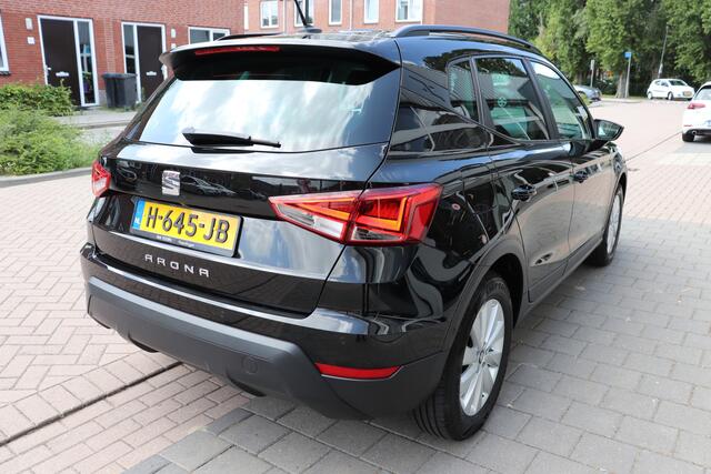 Seat Arona 1.0 TSI Style Business Intense. Navigatie. dealeronderhouden.